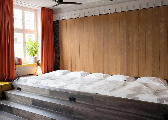 Hotel Superbude St Pauli 3*