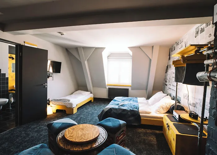 Hotel Superbude St Pauli 3*