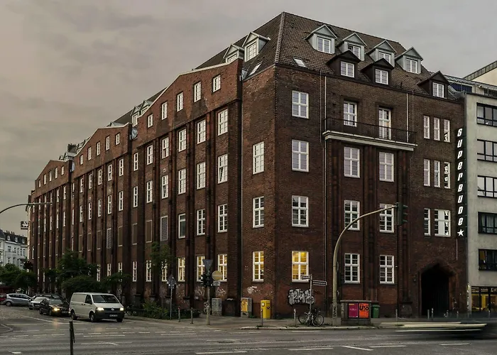 Superbude St Pauli 3*